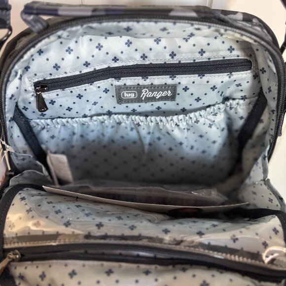 Lug Ranger Crossbody - Picture 3 of 4